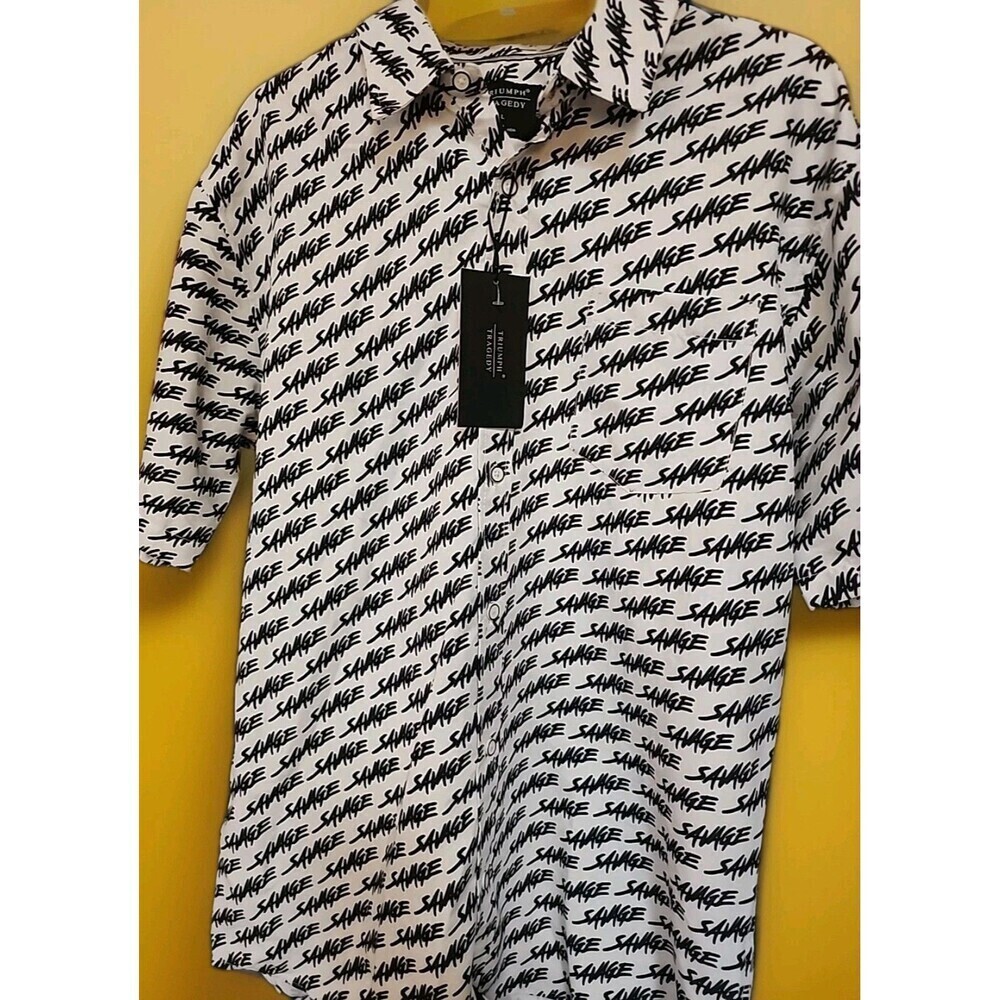 Triumph Over Tragedy Savage NWT Large Button Up Short Sleeve Excellent B7 New
